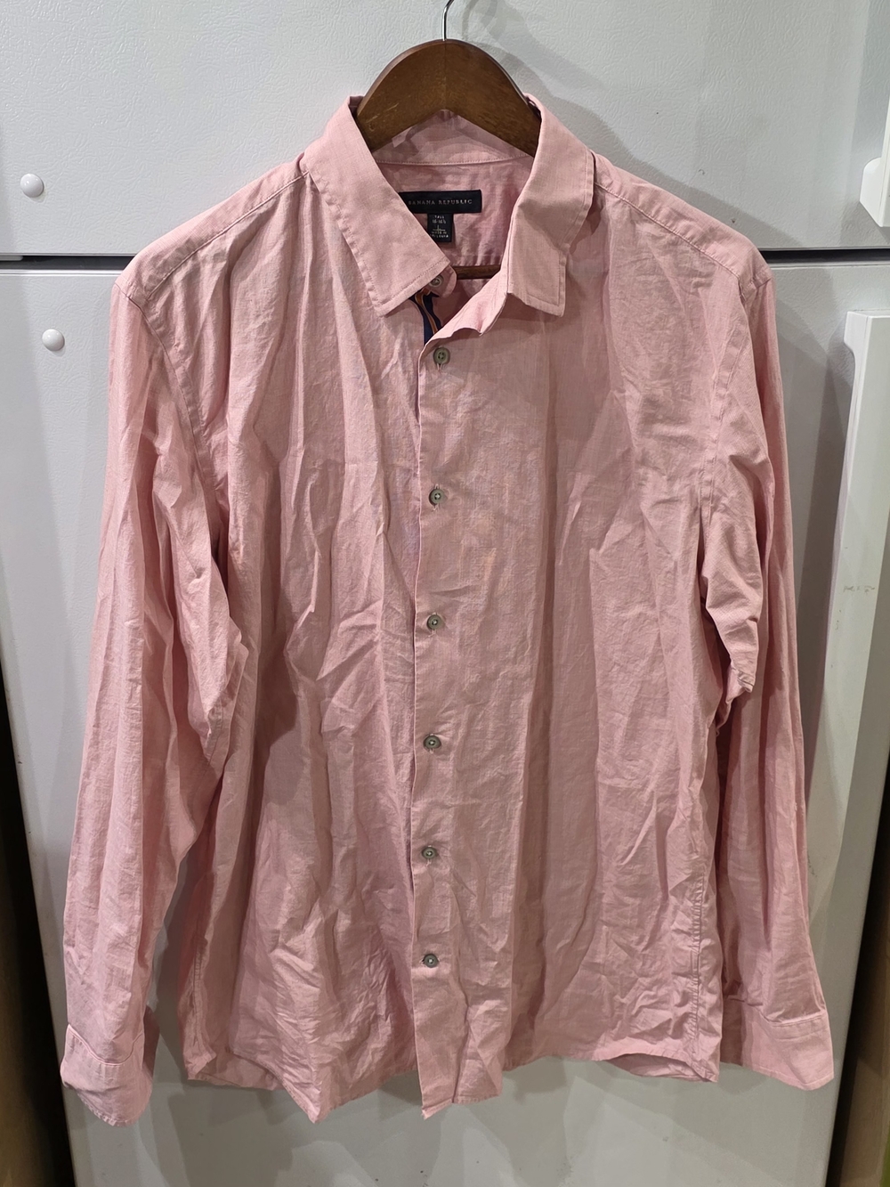 Banana Republic Pink Long-Sleeve Button-Down Shirt